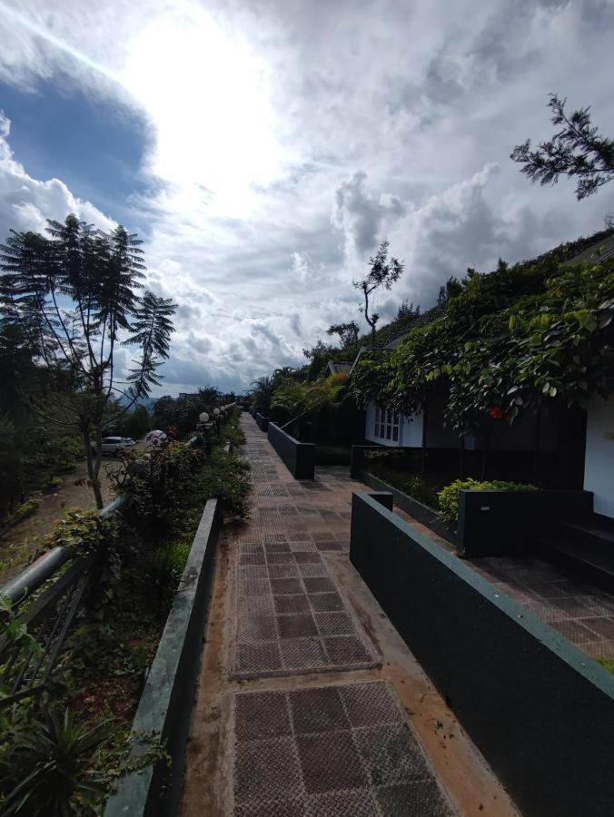 Munnar Tea Hills Resort - Mthr Bagian luar foto